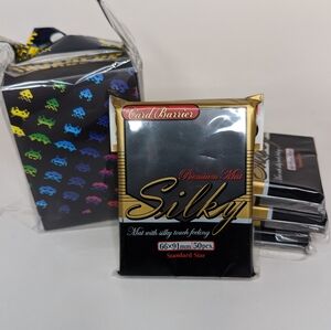 KMC Silky Sleeves And Deck Box